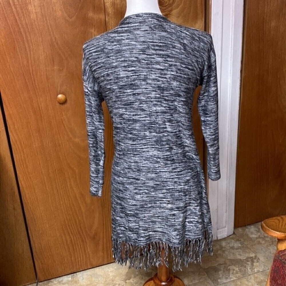 Cupio Sweater - Picture 3 of 4